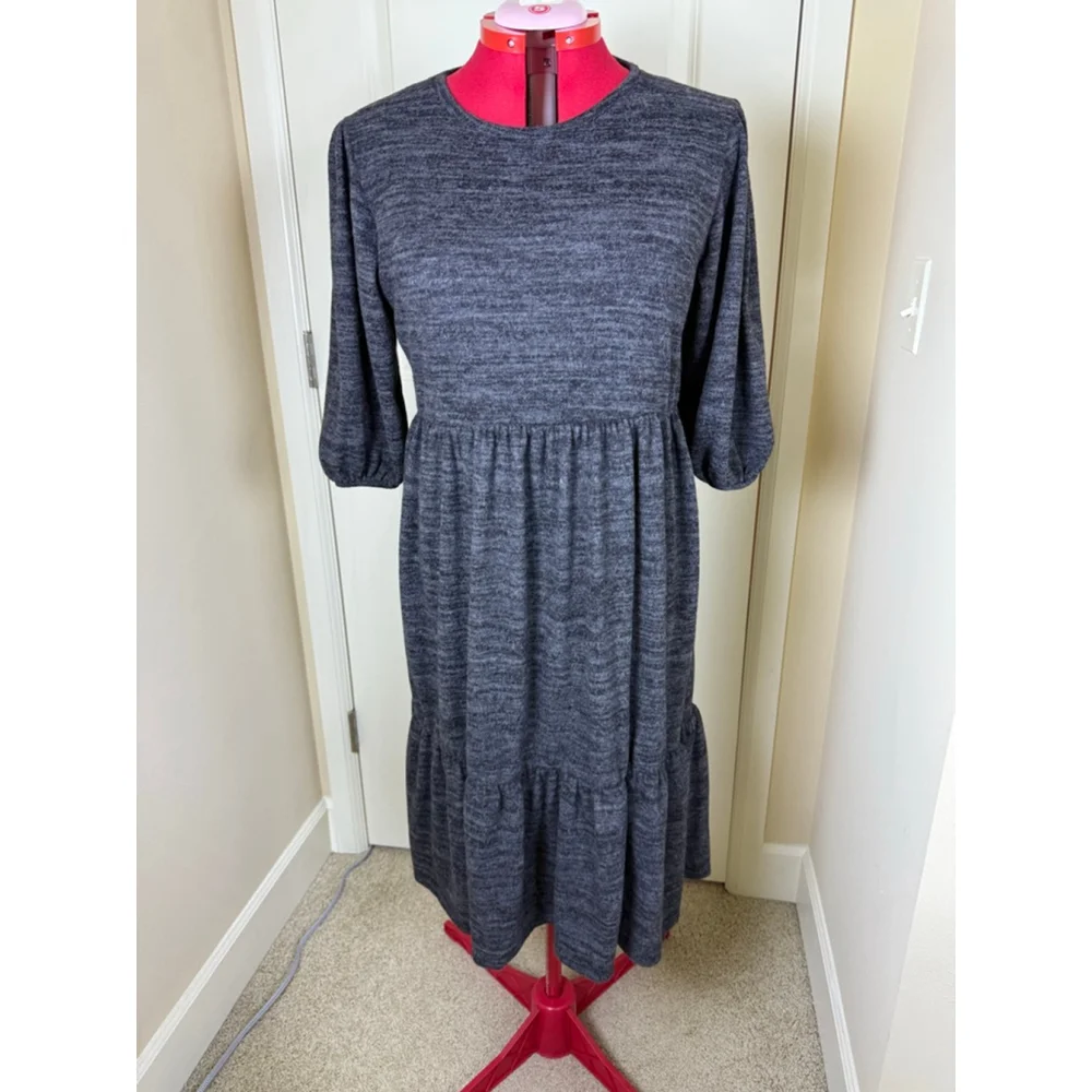 Women's Velvet Torch Grey Marled Tiered Midi Dress XL